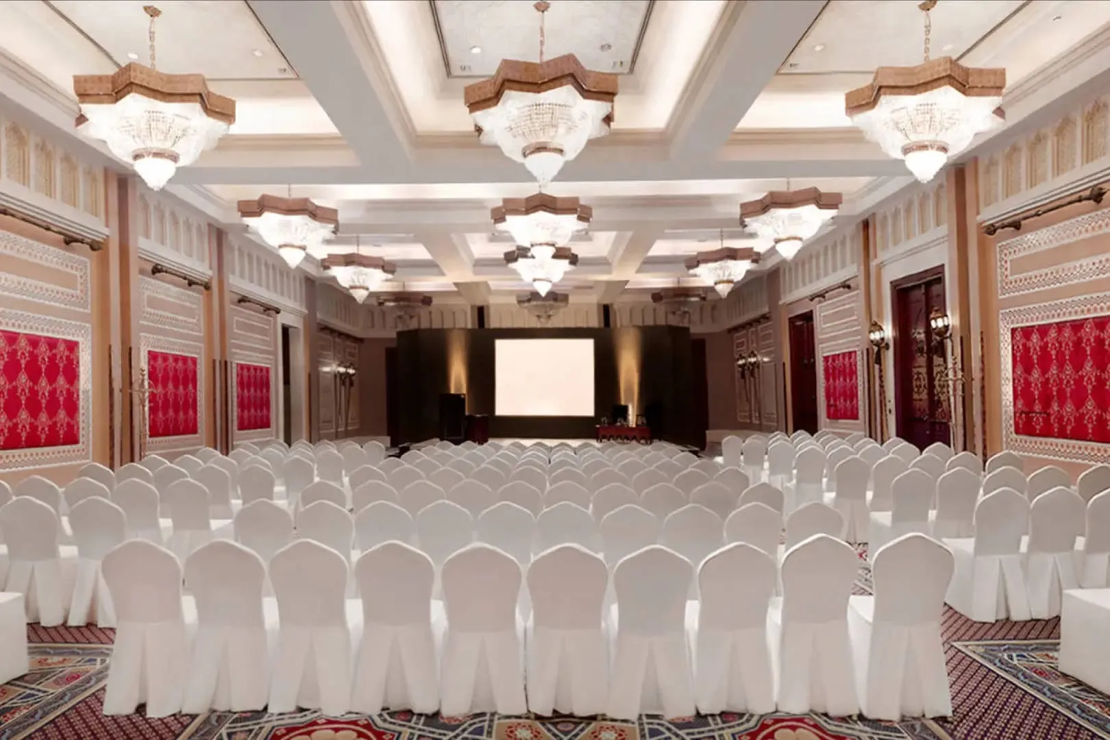 Waterway garden sangeet and performance setting at Madinat Jumeirah Dubai