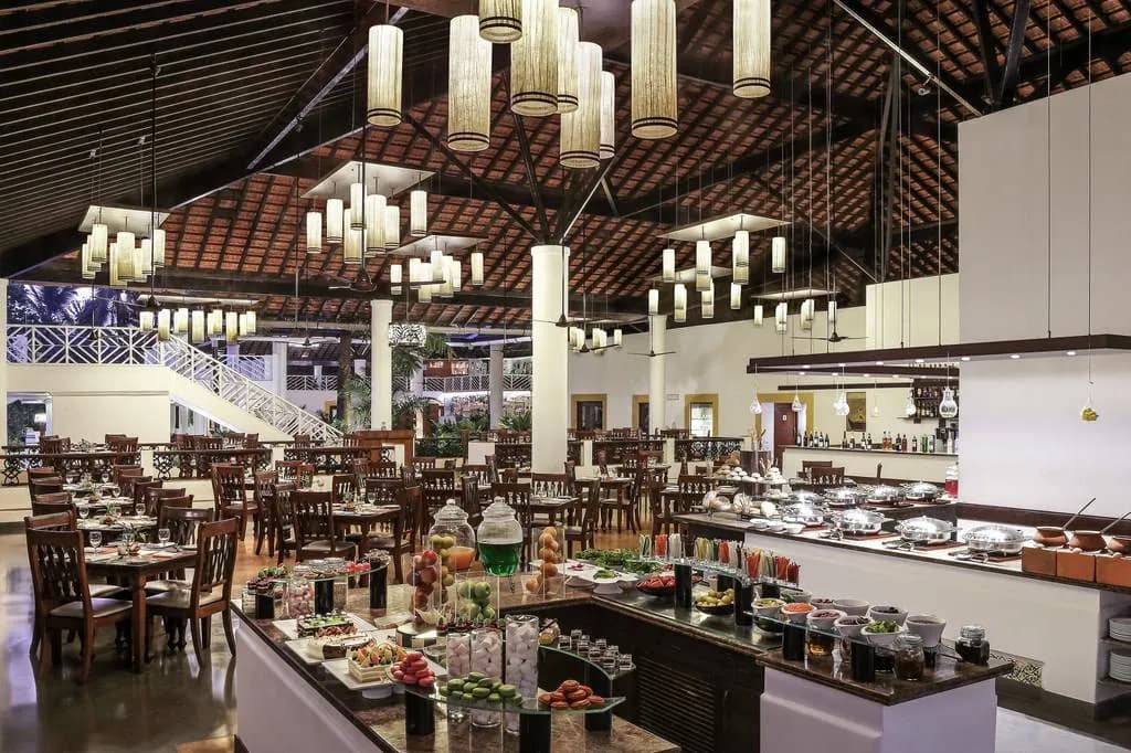 Banquet service and hospitality detail at Novotel Goa Dona Sylvia Resort