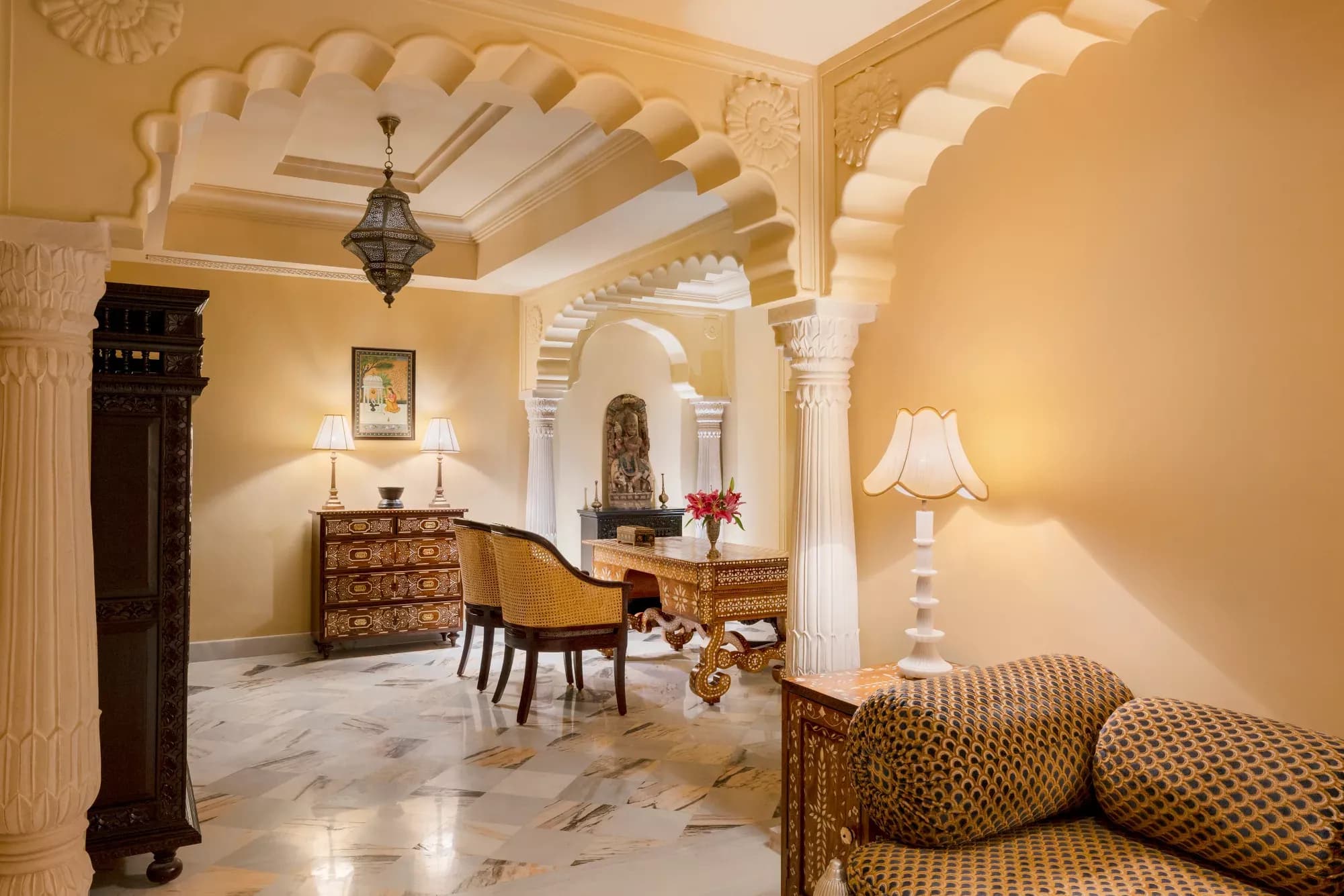 Couple's Aravalli-hills and Amer Fort area backdrop at Raffles Jaipur