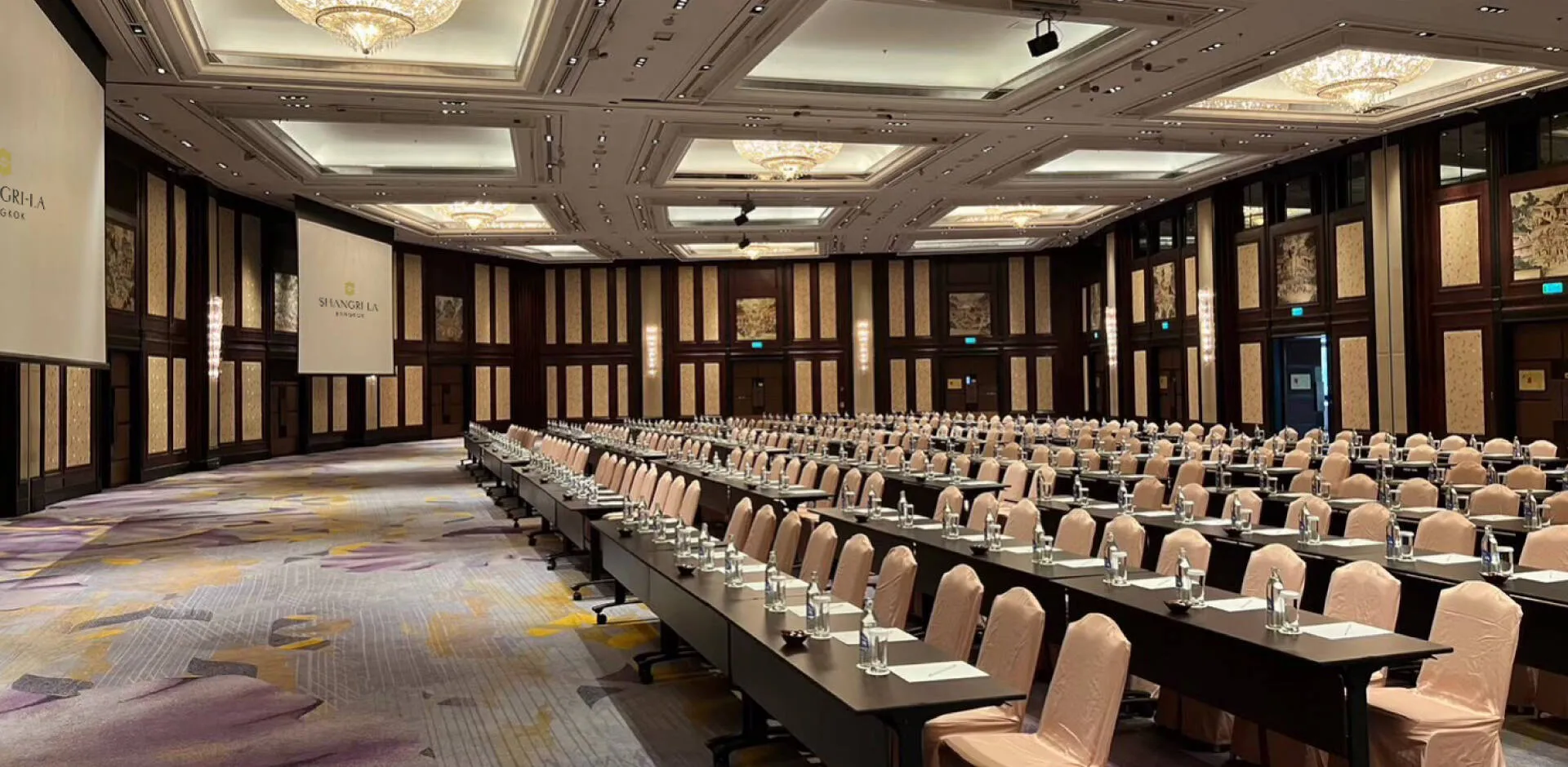 Pillarless Grand Ballroom set for a wedding banquet at Shangri-La Bangkok