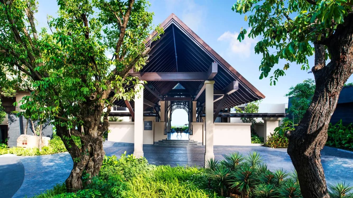 Arrival lobby and entrance pavilion of Vana Belle Luxury Collection resort, Koh Samui