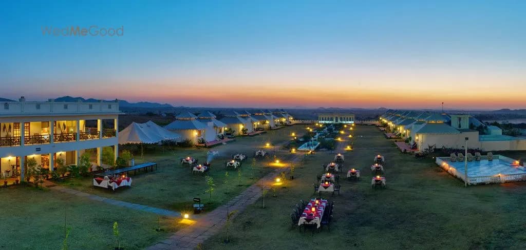 Aaram Baagh Pushkar themed heritage resort with arches and lawns set in the Aravalli foothills near Pushkar