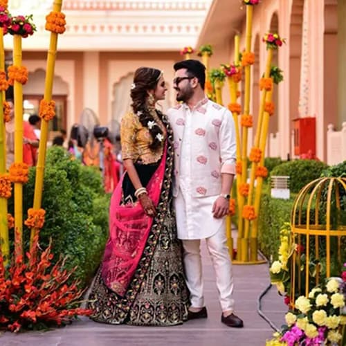 Expansive landscaped wedding lawn set for a baraat at Indana Palace Jodhpur