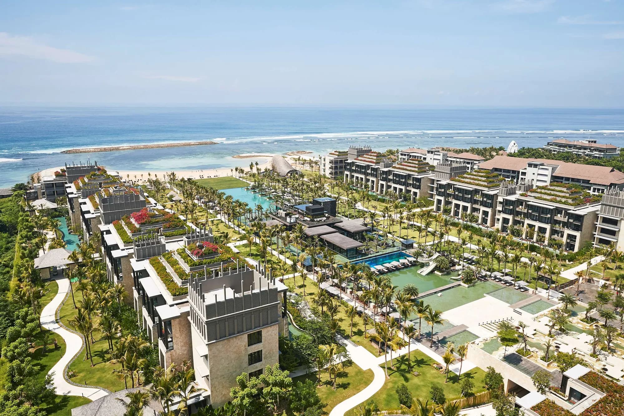 Grand processional staircase and tiered Majapahit-inspired architecture at the arrival of The Apurva Kempinski Bali, Nusa Dua