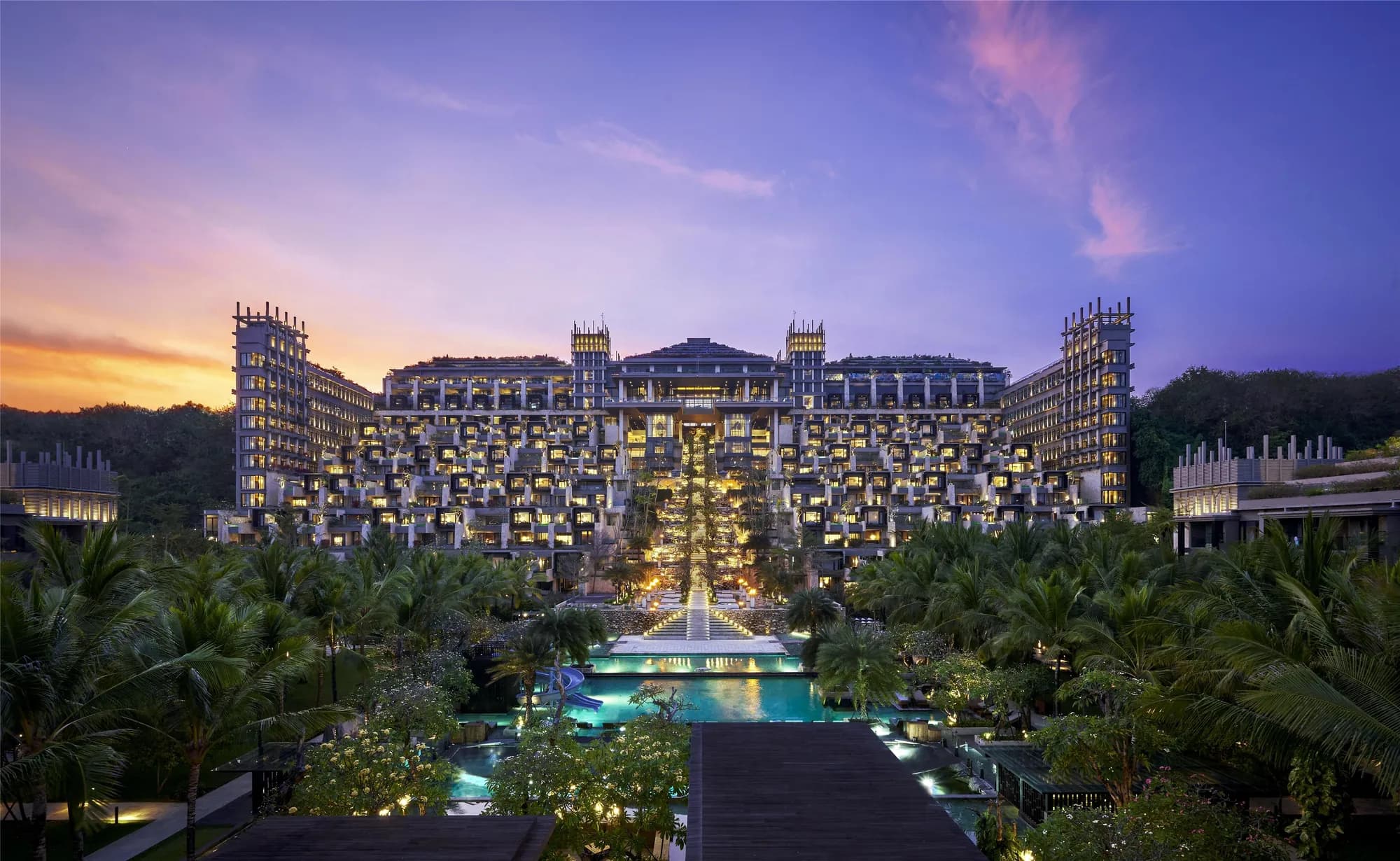 Exterior of The Apurva Kempinski Bali cascading down the clifftop to the Indian Ocean beach at Nusa Dua, Bali