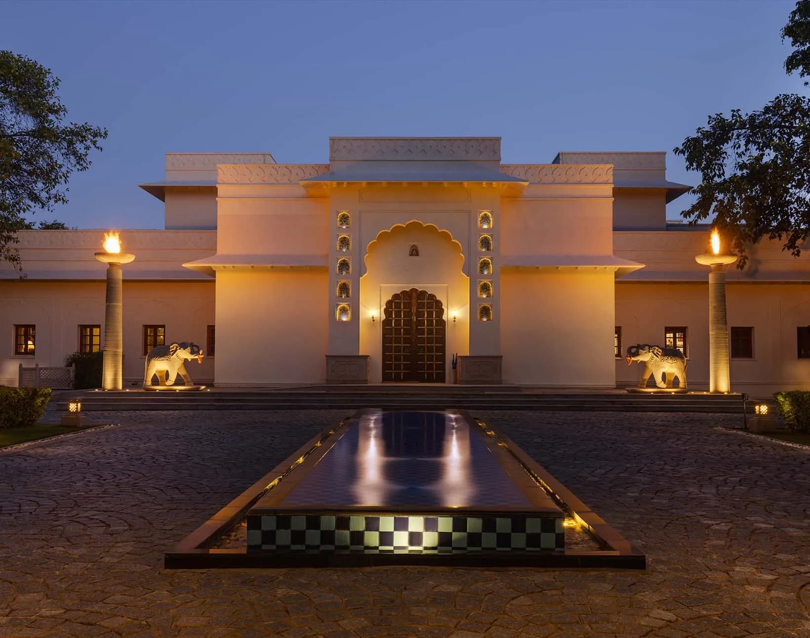 Main porch and arrival gateway of The Oberoi Vanyavilas Wildlife Resort, Ranthambore