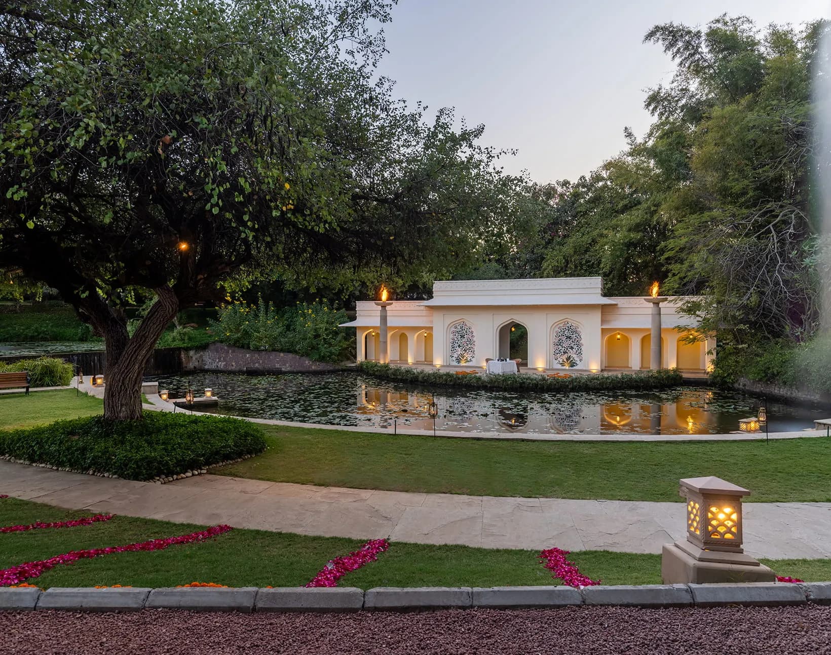 Open-air lily-pond amphitheatre ceremony setting at The Oberoi Vanyavilas Ranthambore