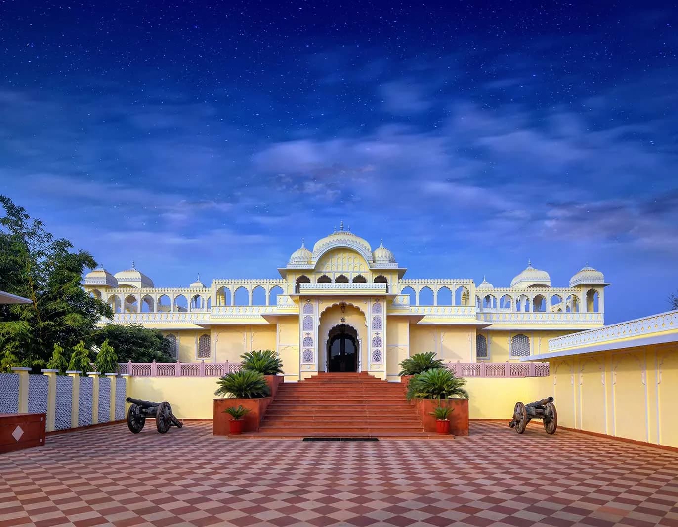 Arrival gateway and entrance driveway of The Tigress resort, Village Khilchipur, Ranthambore