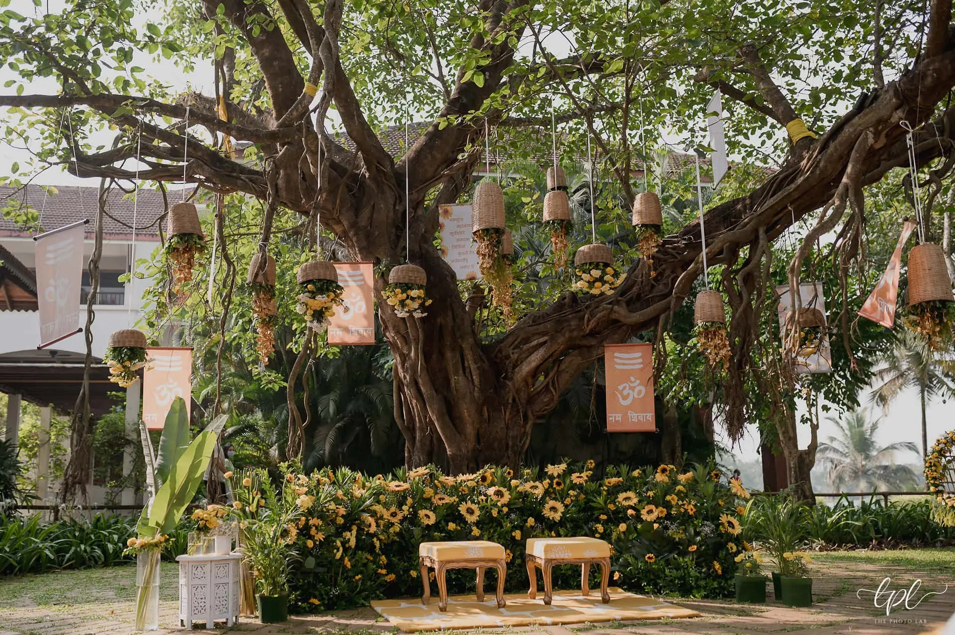 Colourful daytime wedding décor in a Goa setting