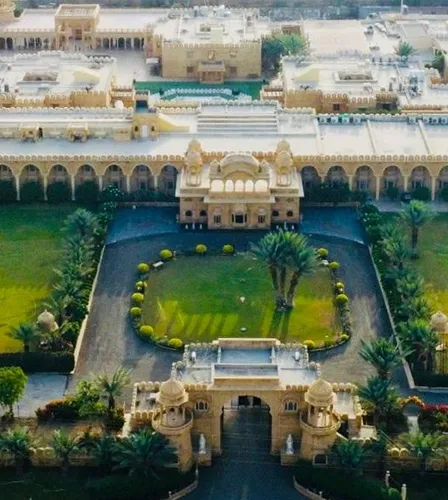 Central wedding lawns, the large open-air venue at Fort Rajwada Jaisalmer