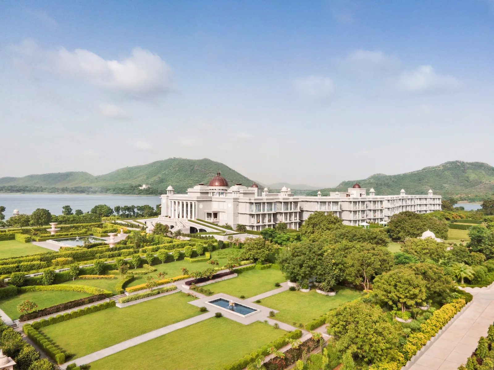 Baroque-inspired ornamental gardens, fountains and courtyards at Raffles Udaipur