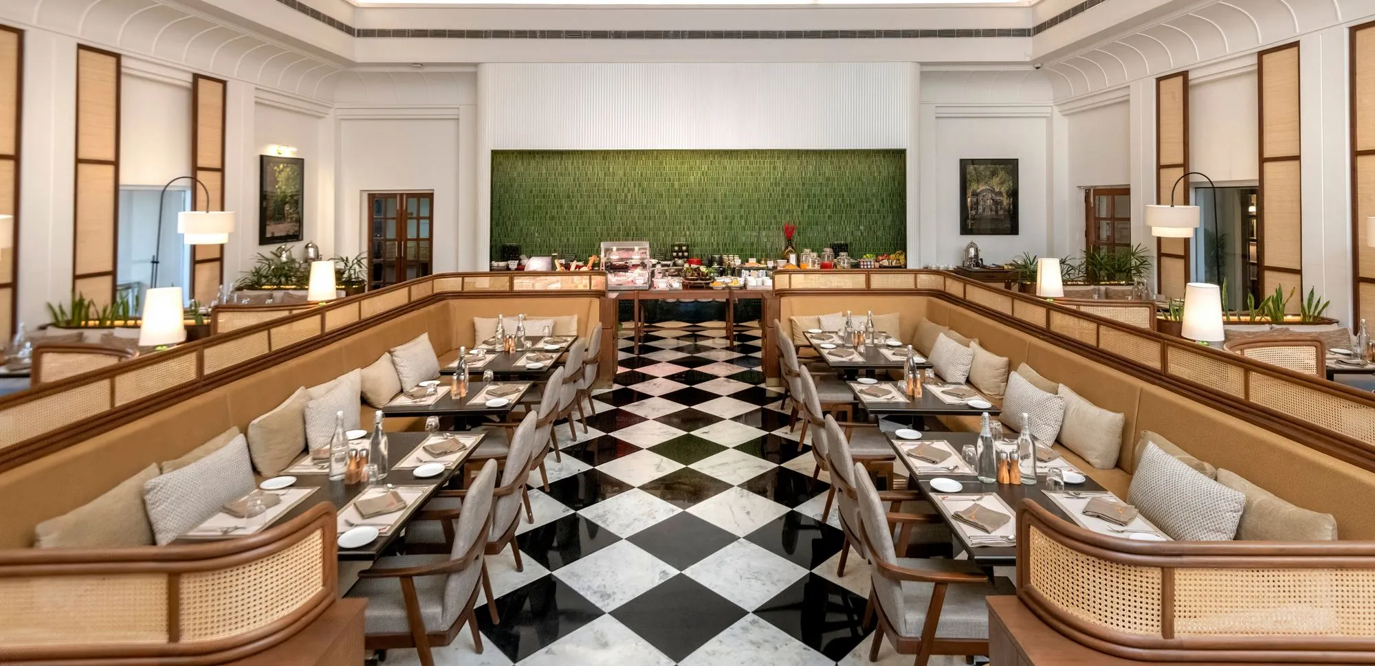 Taj fine-dining presentation and hospitality at Taj Sawai Ranthambore
