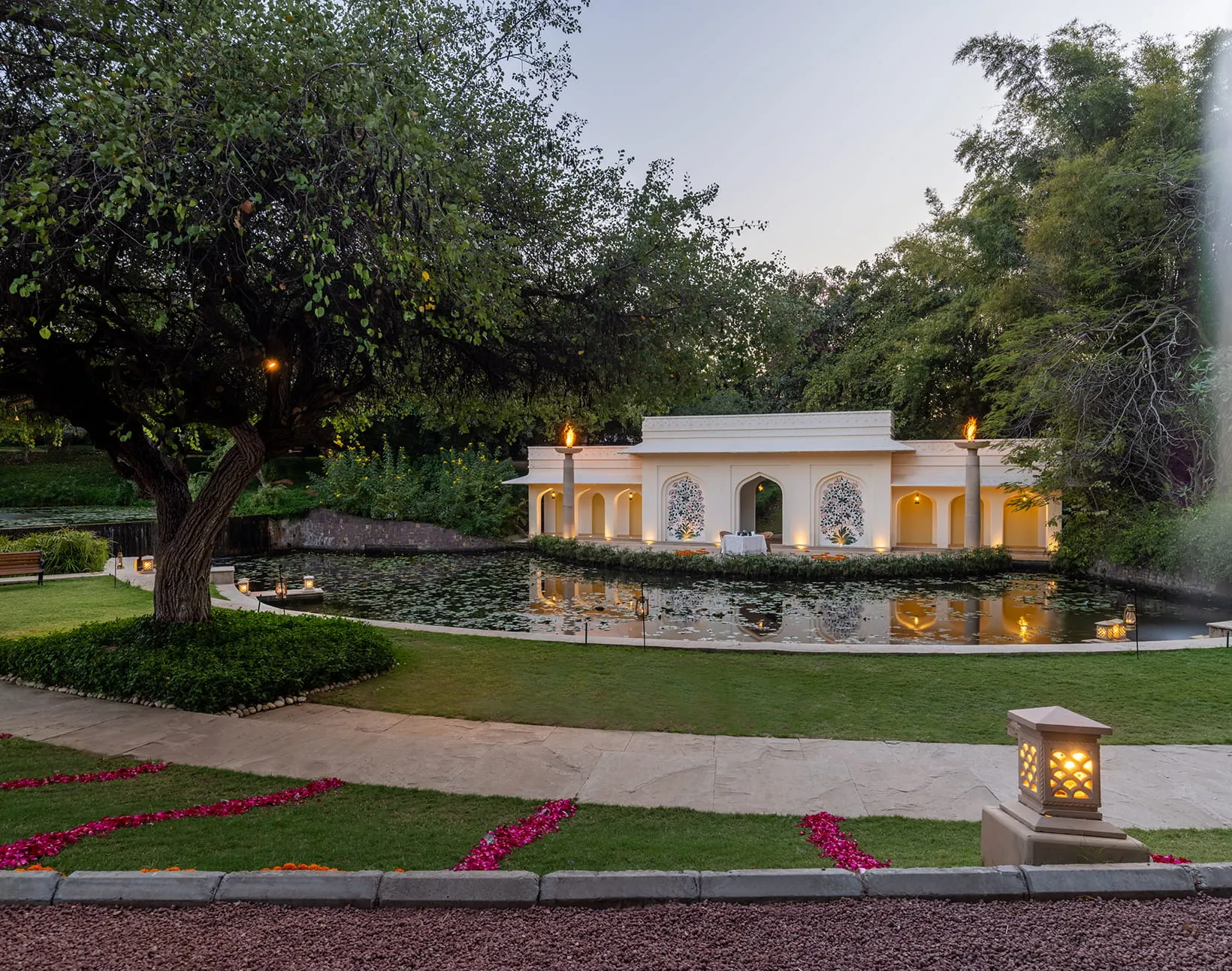 Open-air lily-pond amphitheatre ceremony setting at The Oberoi Vanyavilas Ranthambore