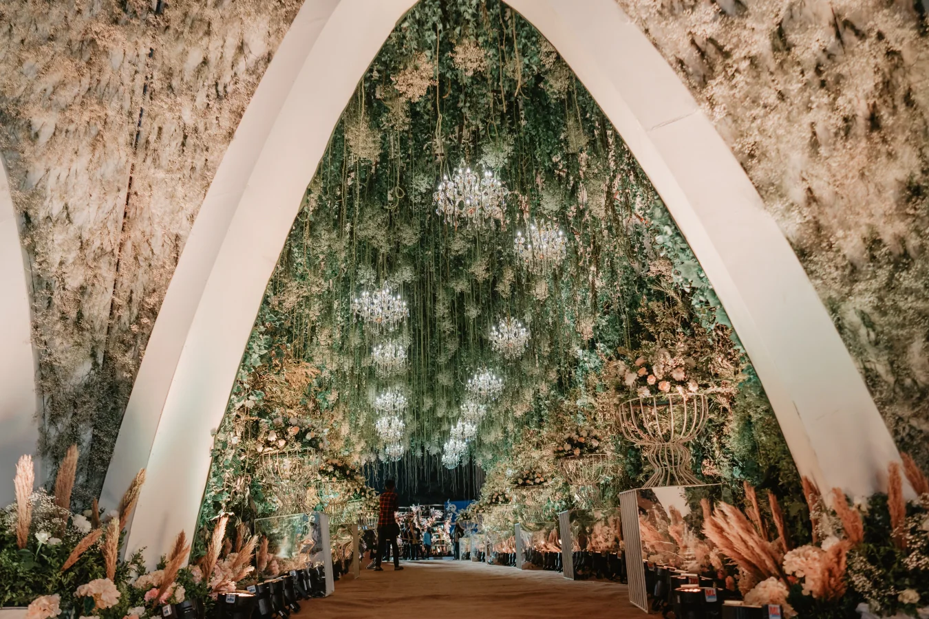 Ashav & Janvi — Production & Decor